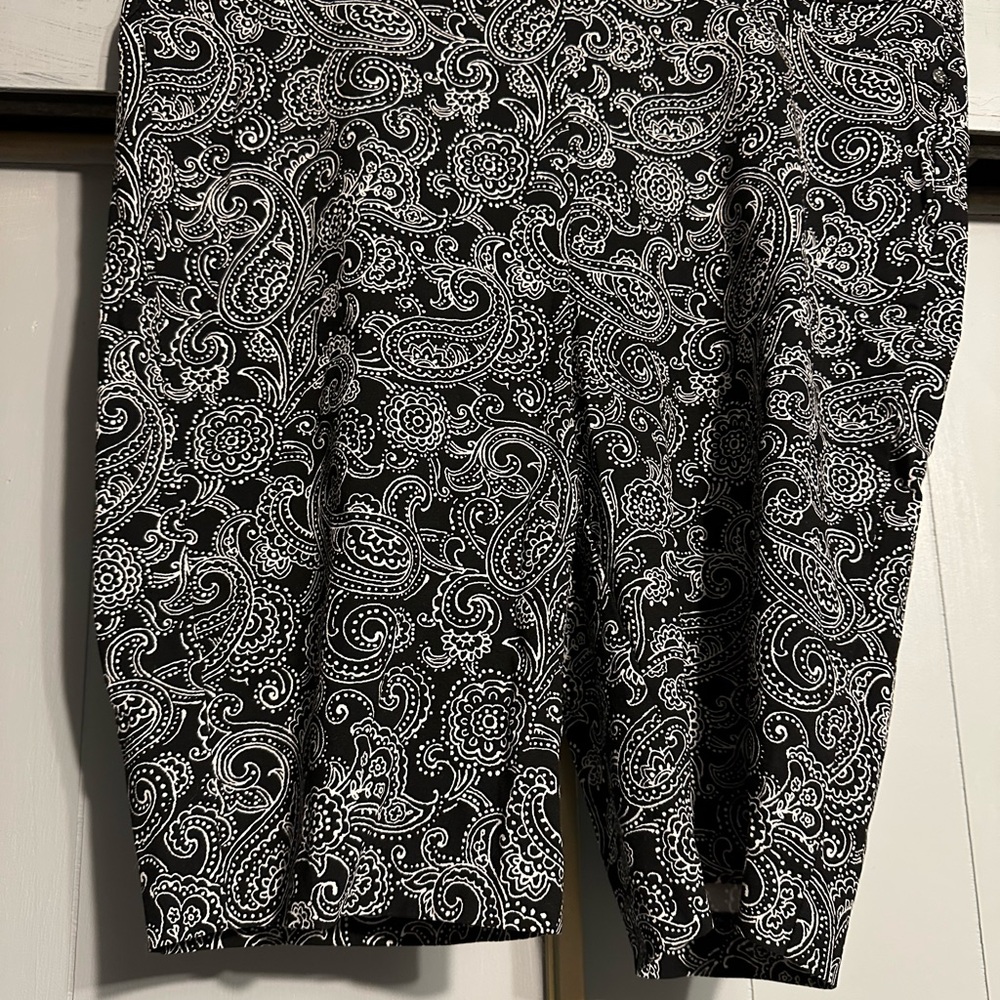 Black and White Paisley Print Pants